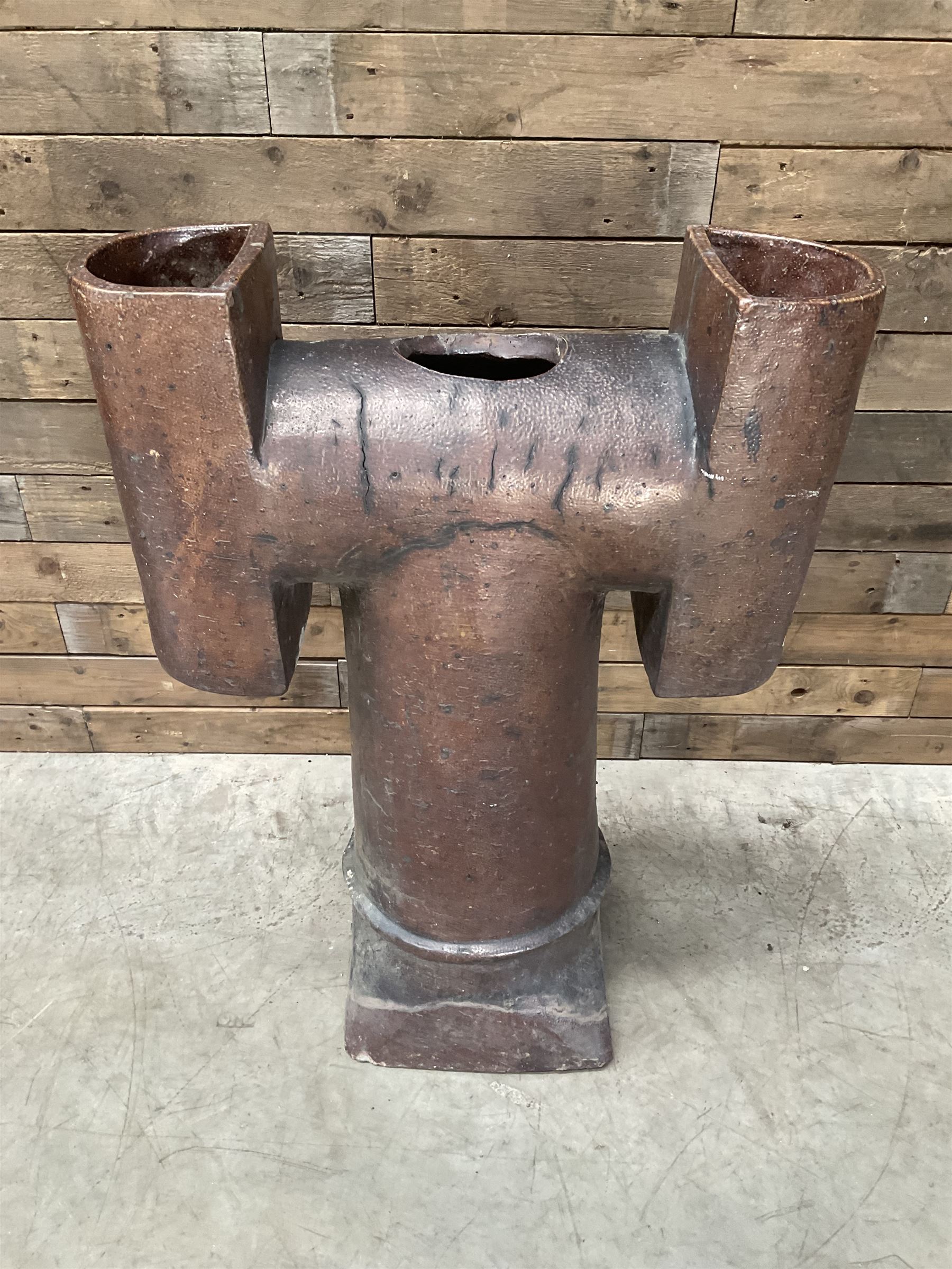 Large Victorian T shaped salt glazed terracotta chimney pot 