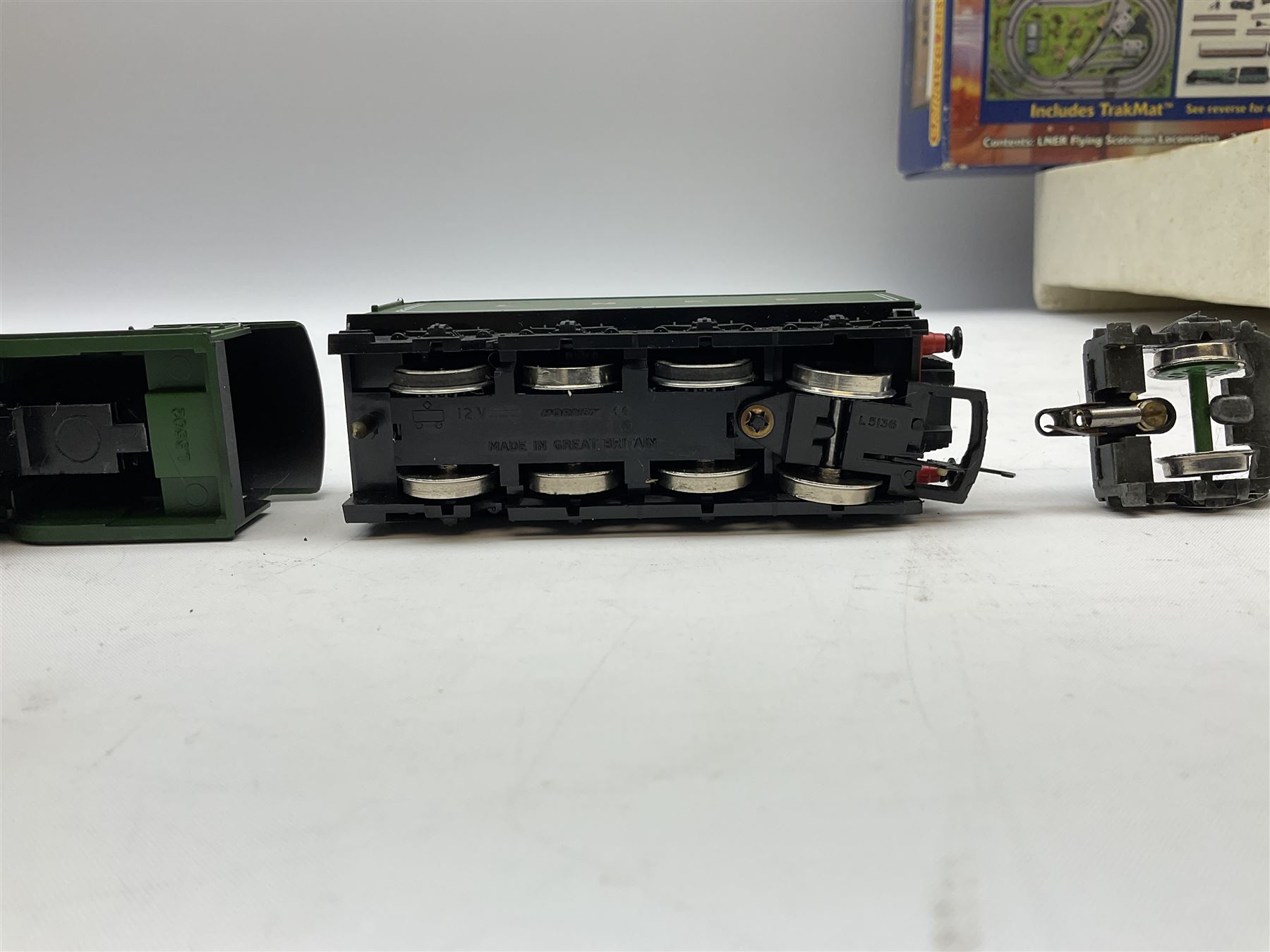 Hornby '00' gauge - Flying Scotsman boxed electric train set with No.4472 'Flying Scotsman' locomotive, three coaches and accessories