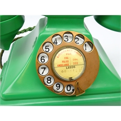  Rare 1930's Jade Green Bakelite G.P.O 'Pyramid' Telephone, model PL '35/234 No. 162F with no. 25 bell set and copper dial, Pat. 178936, H19.5cm   