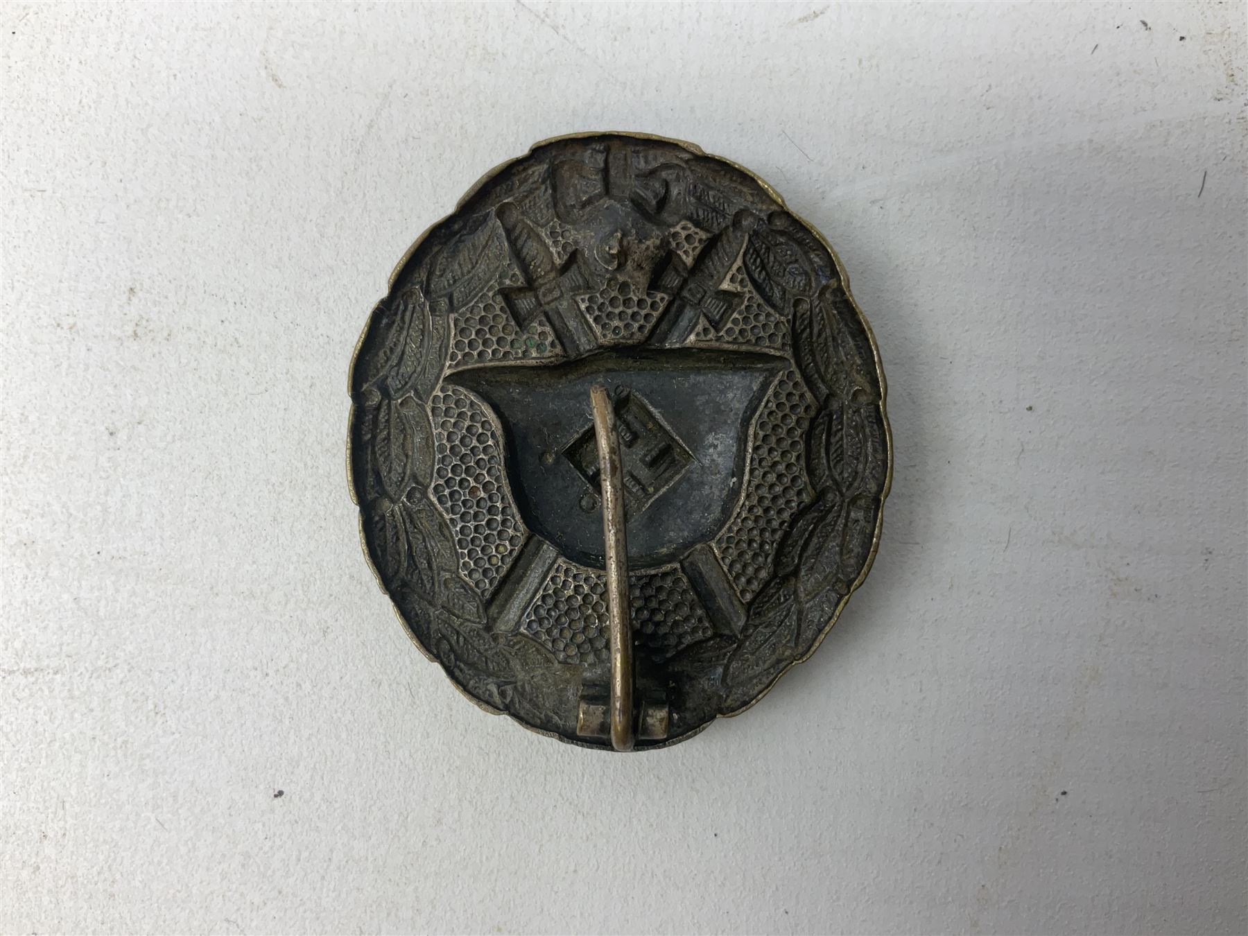 WW2 German General Assault badge and a Wound badge (2)