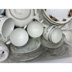 Wedgwood Westbury pattern tea set; another Wedgwood floral patterned tea set; and an Elizabethan rose pattern tea set.