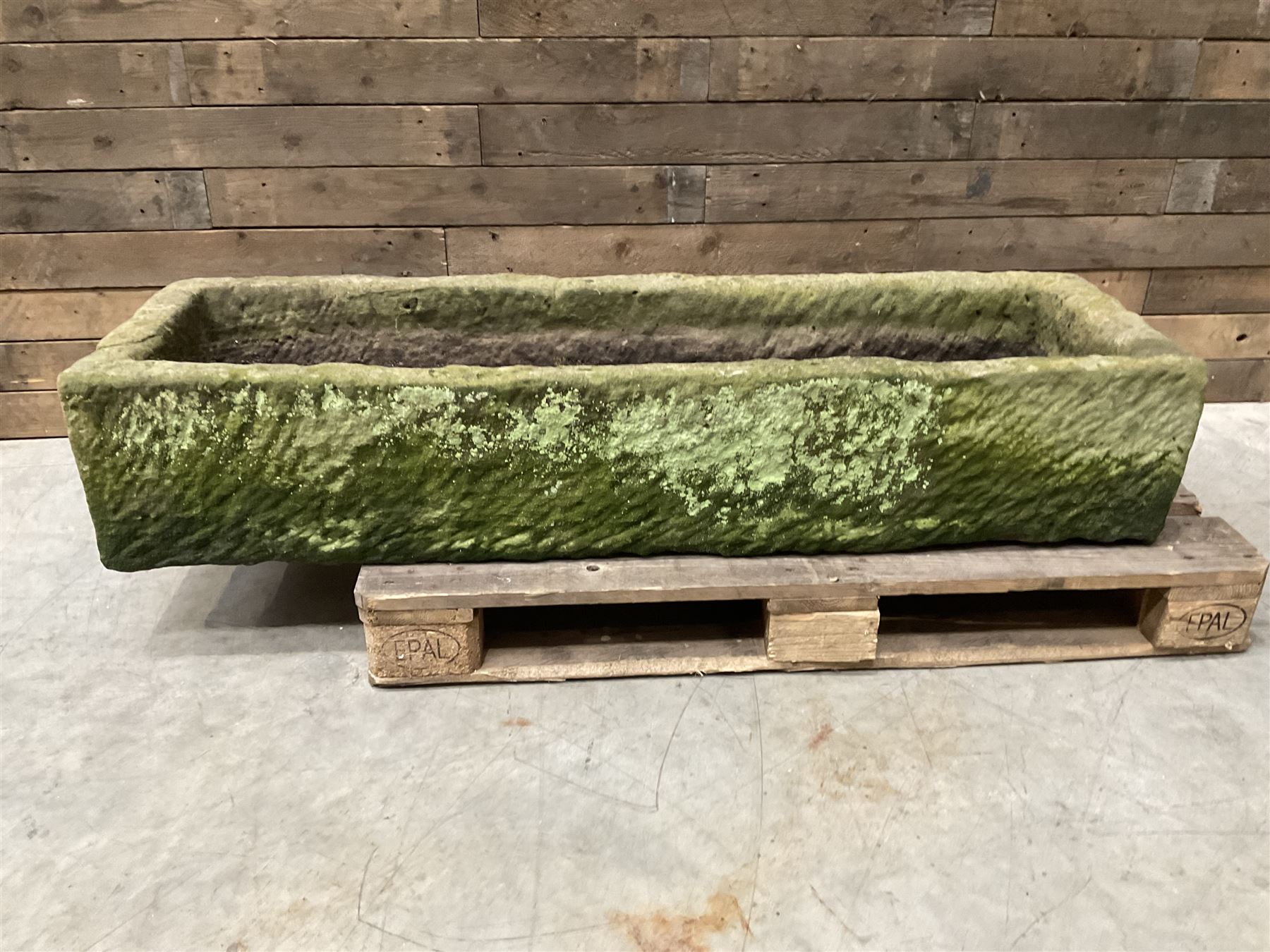 Large 19th century rectanglar stone trough 