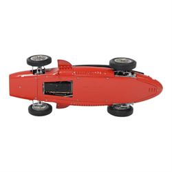 CMC 1:18 scale diecast model car no.M064 Maserati 250F 1957 Grand Prix Sieger racing no. 1 in red, boxed