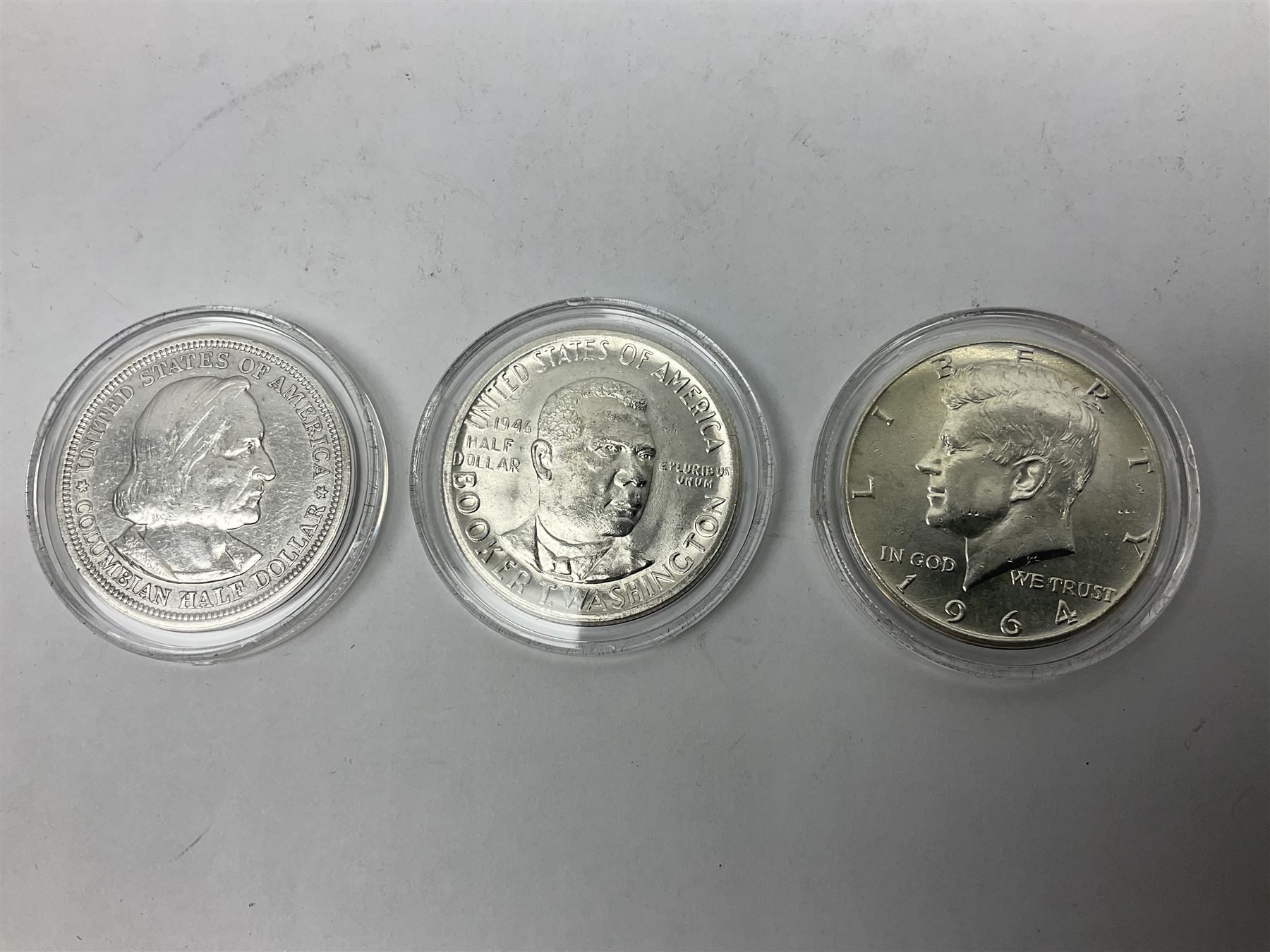 United States of America coinage including 1889 Morgan dollar, 1922 Peace dollar 1943 Liberty half dollar, 1982 commemorative half dollar etc