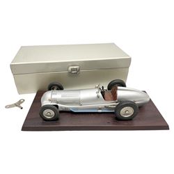 Marklin tin-plate clockwork 'Silver Arrow' Mercedes-Benz W154/28 racing car, model no.1097; on mahogany base L33cm; in original metallic silver box with key