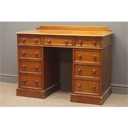  Victorian mahogany twin pedestal desk, raised back, nine drawers, plinth base, W104cm, H75cm, D52cm  