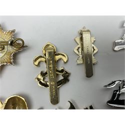 Military badges - approximately eighty predominantly staybrite glengarry, cap and collar badges and small quantity of plastic badges
