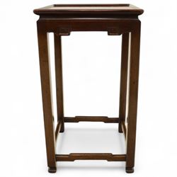 Whytock & Reid, Edinburgh  - Edwardian nest of three Chinese-style solid mahogany occasional tables, rectangular top with finely moulded edge above slim square section legs with subtly chamfered inner edges, joined by H-shaped stretchers, largest W40xD33xH52cm