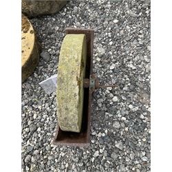 Small grinding stone, cast iron stand - THIS LOT IS TO BE COLLECTED BY APPOINTMENT FROM DUGGLEBY STORAGE, GREAT HILL, EASTFIELD, SCARBOROUGH, YO11 3TX