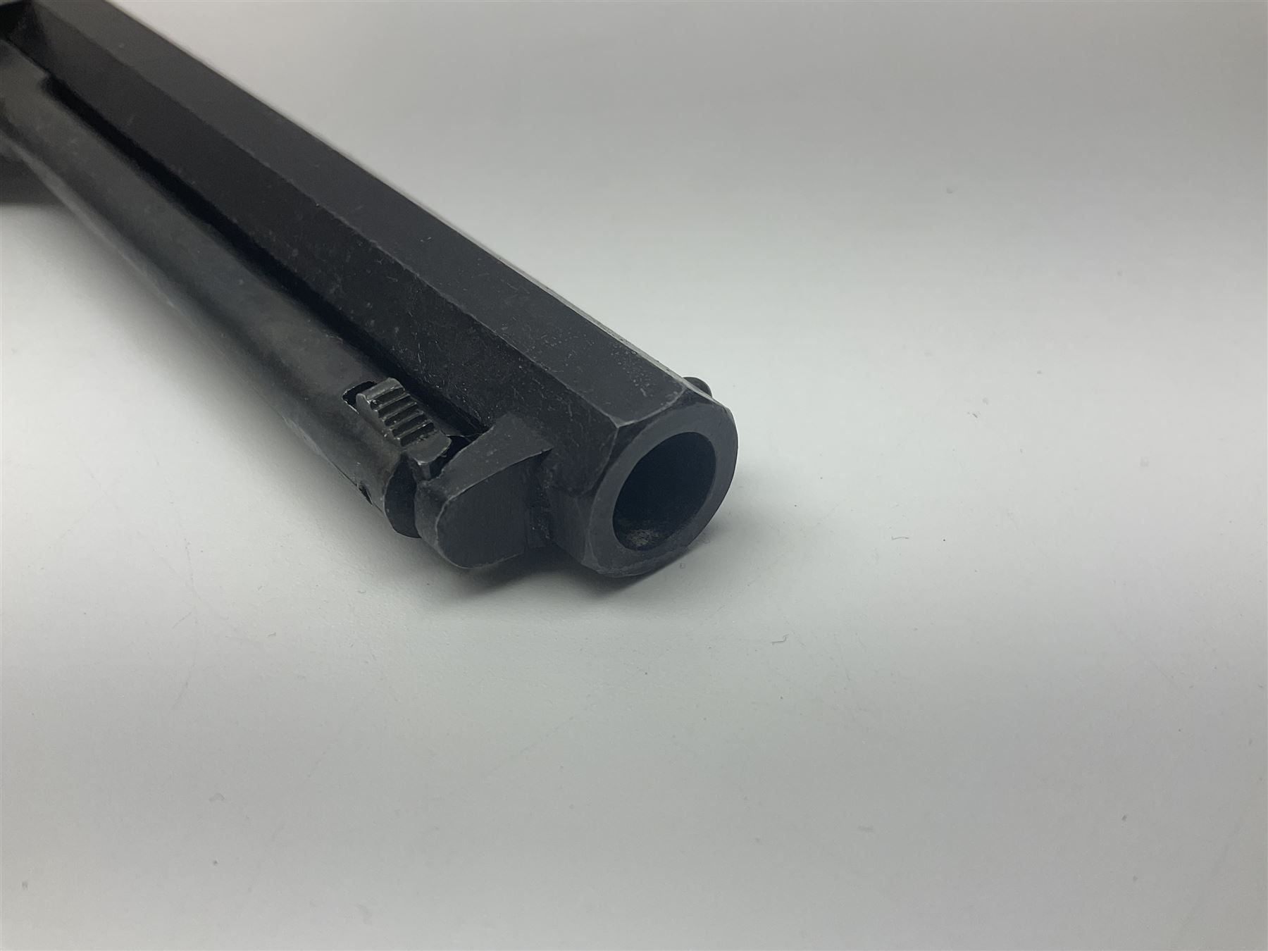 Modern Replica Models Japan non-firing copy of an 1851 Navy percussion cap revolver, .36 cal, boxed with paperwork, L31cm - Disposed 25.06.25 - Notified 24.07.25