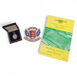 Football League Representative Match silver-gilt medal, inscribed verso 'The Football League versus The Irish Football League at Norwich 31st October 1962', awarded to Colin Appleton, hallmarked Vaughton & Sons, Birmingham 1962, in tooled leather box with matchday programme and embroidered badge