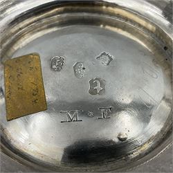 George II silver tankard, of waisted baluster form with acanthus capped C scroll handle, the body engraved with a lion rampant, upon a circular spreading foot, hallmarked Gabriel Sleath & Francis Crump, London 1754, H13cm