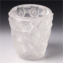 Lalique Anemone candle holder, engraved Lalique France, H8cm