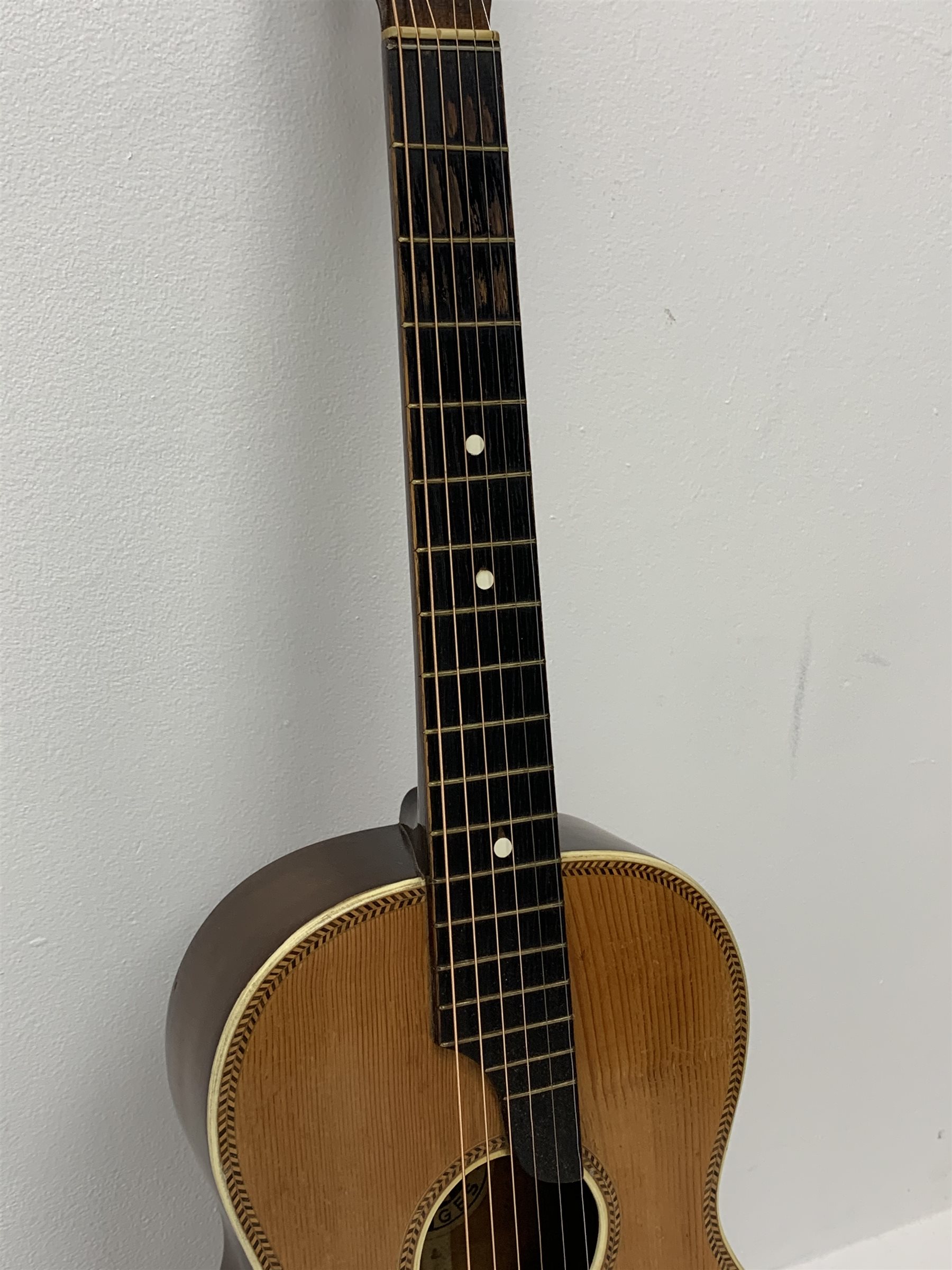 Melodija Menges vintage Parlour guitar 