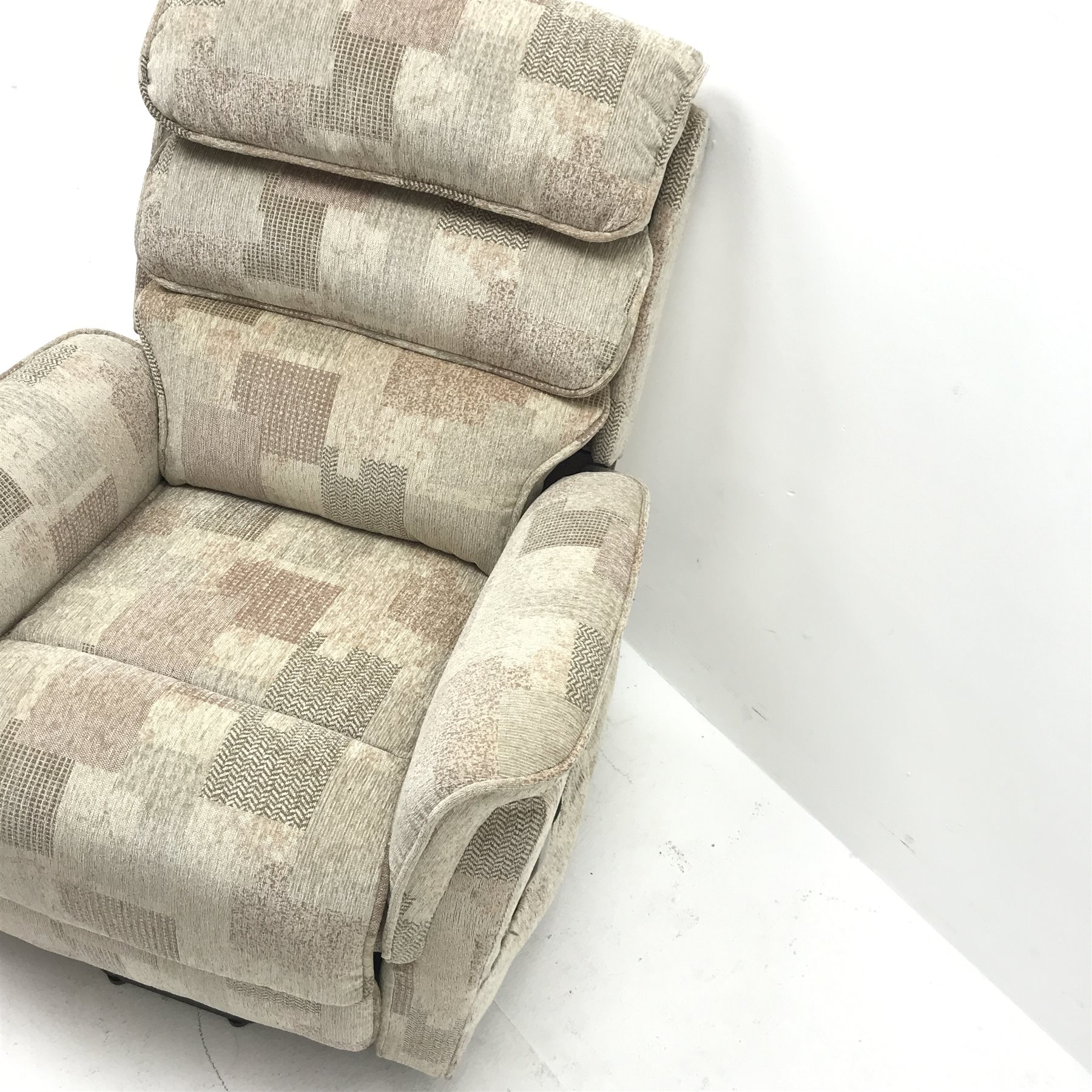 Electric riser reclining armchair upholstered in natural fabric, W86cm