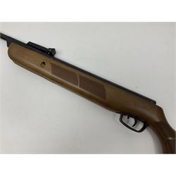 BSA Meteor Mk7 .22 air rifle with break barrel action L110cm overall no.WE-331279-14; in original cardboard box NB: AGE RESTRICTIONS APPLY TO THE PURCHASE OF THIS LOT.