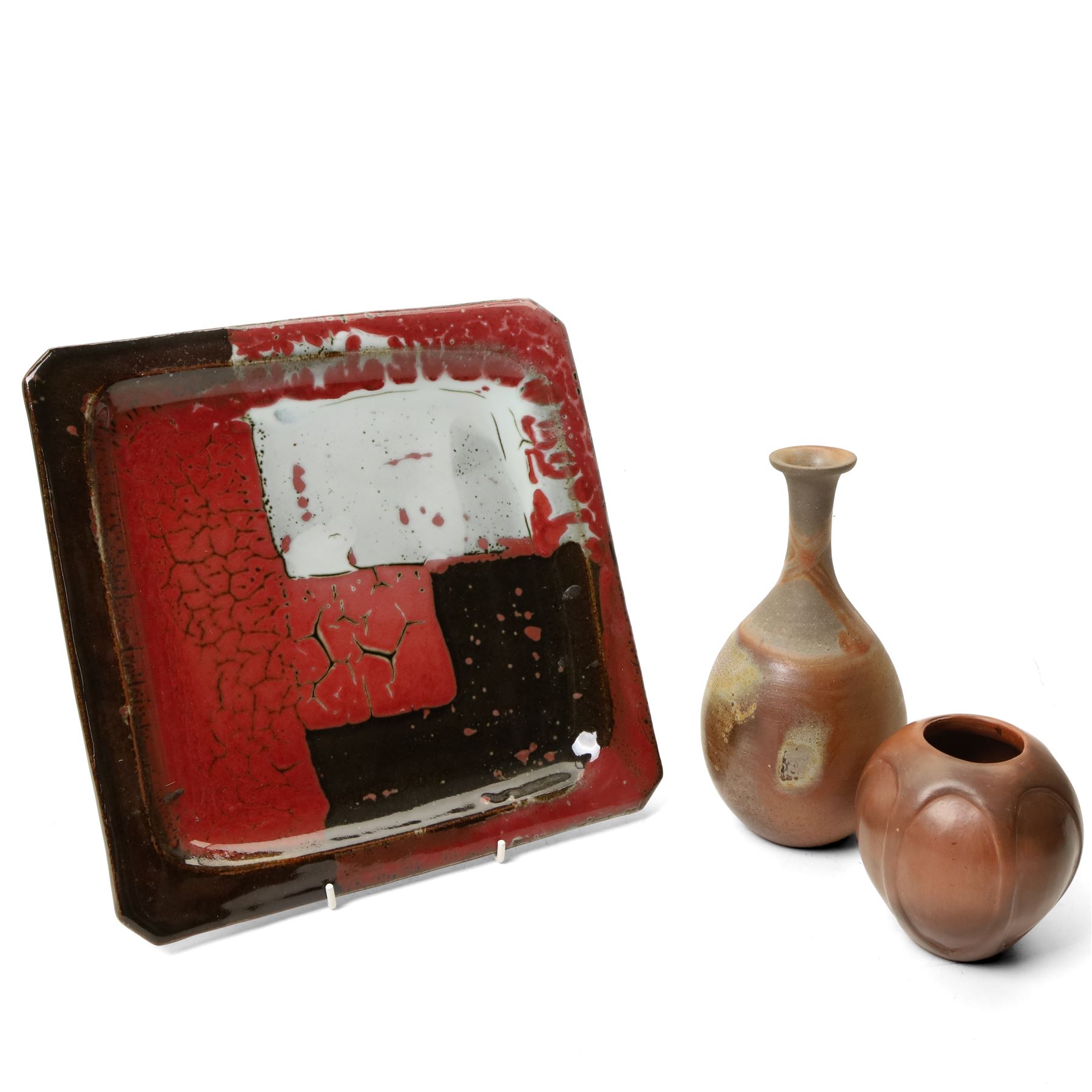 Collection of studio pottery, artists to include Michael Crosby-Jones, George Ormerod, Clive Brooker and others (7) 