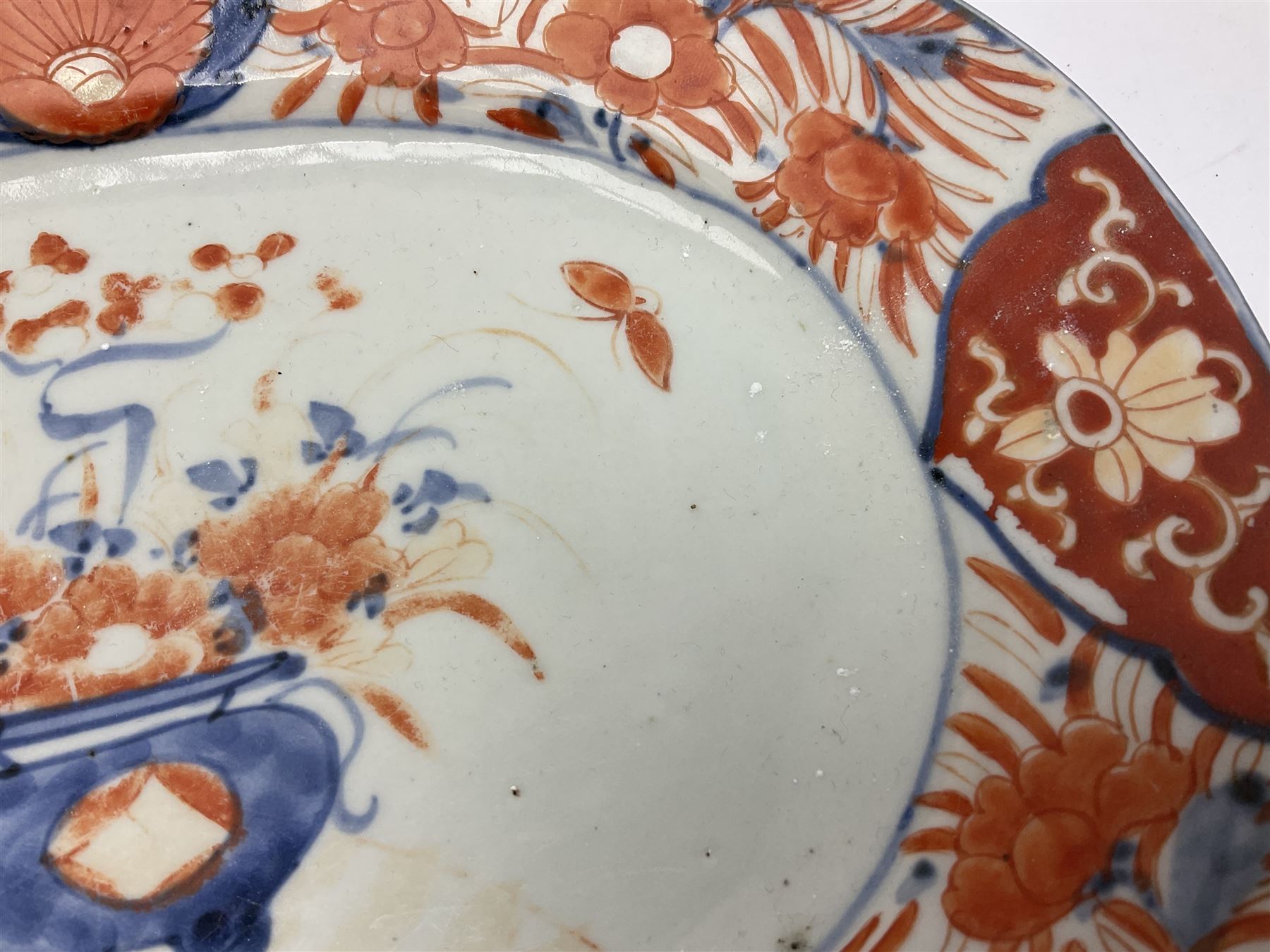 Two 19th century Japanese Imari pattern oval charger together with another circular Imari charger, circular charger D31cm 