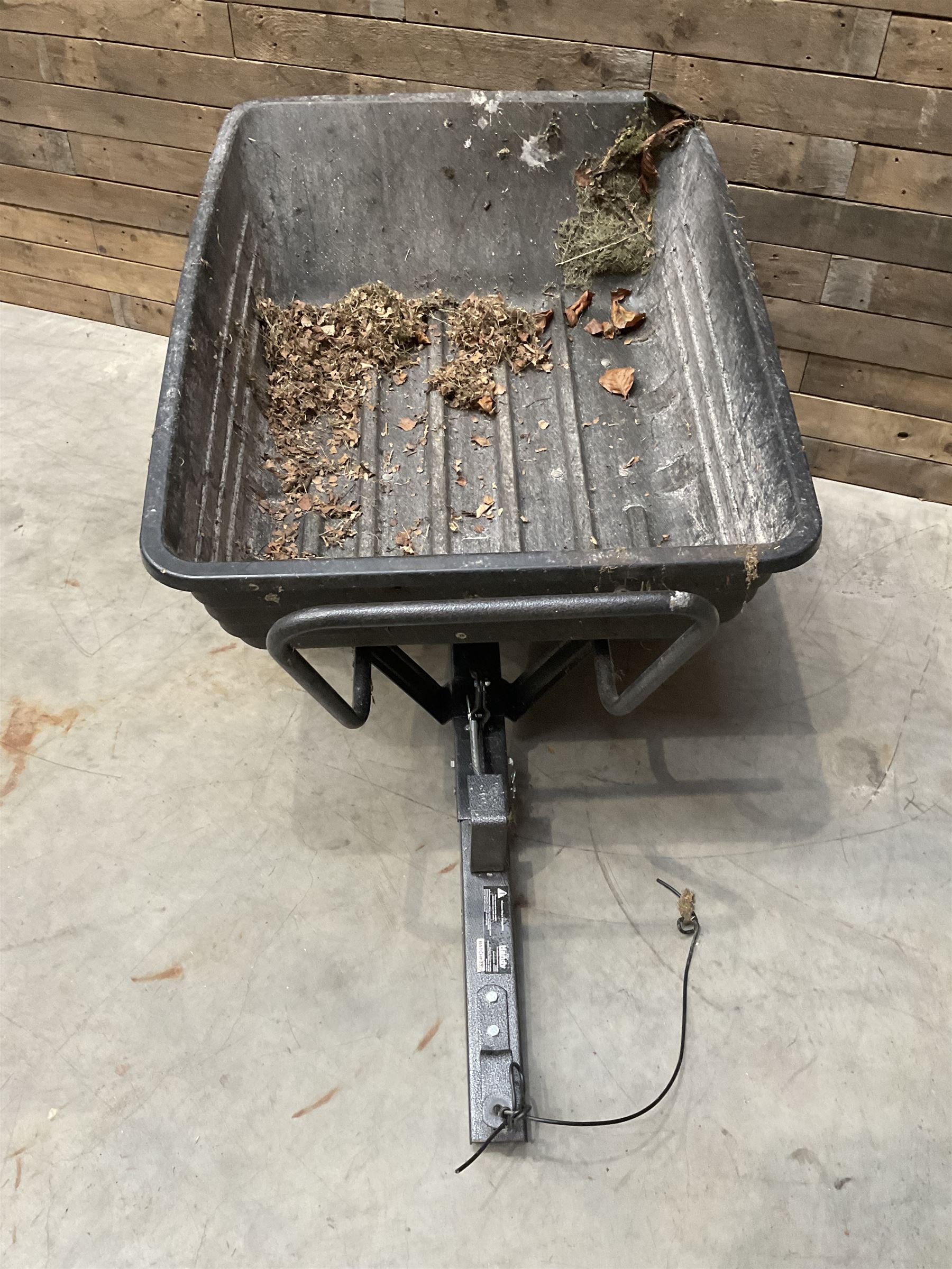 Countax K18 Twin ride on lawnmower 42” cut, with trailer and attachment 