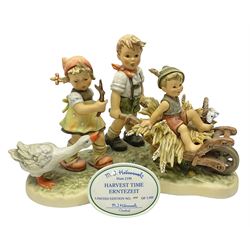 Large Hummel figure group by Goebel, Harvest Time, limited edition 499 of 1000, with name plaque, H23cm 