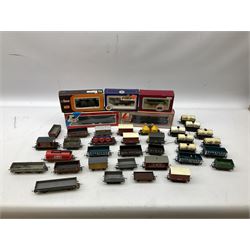 '00' gauge - thirty-eight goods wagons by Hornby, Lima, Dapol, Bachmann, Tri-ang and Wrenn including open wagons, tank wagons, beer wagon, brake vans, cement wagon, coal wagons etc; five boxed (38)