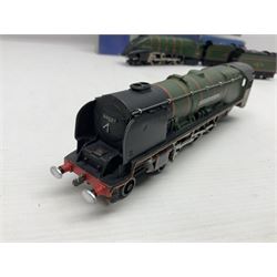 Hornby Dublo - 3-rail - Class A4 4-6-2 locomotive 'Mallard' No.60022 in BR green; in original box; and Duchess Class 4-6-2 locomotive 'Duchess of Montrose' No.46232 in BR matt green; in original plain blue box; with associated tender in plain blue box (3)