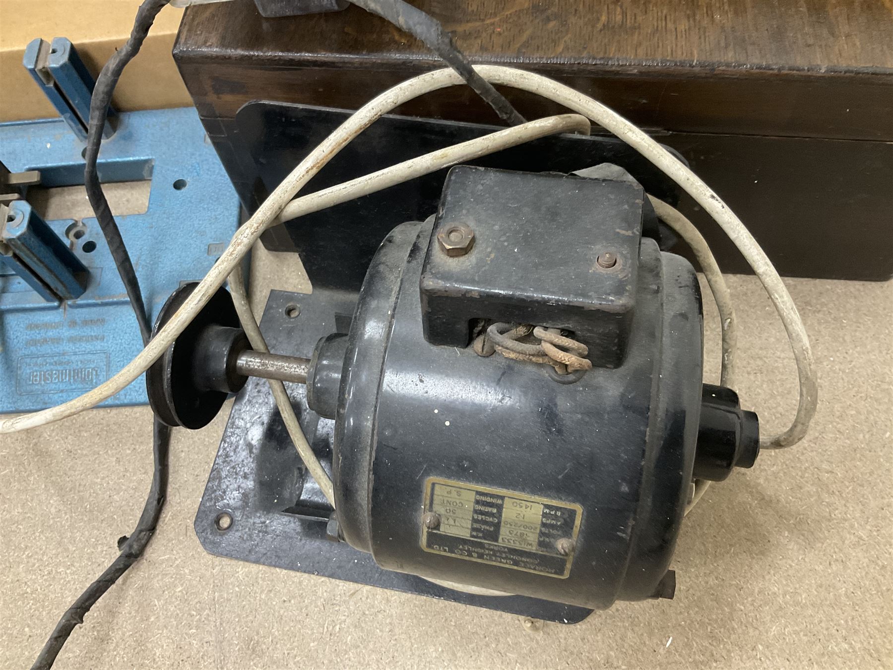 Six shelved cabinets for displaying ‘00’ gauge locomotives comprising plain plywood and white painted examples with track applied to various shelves, largest H63cm, W107cm, D27cm; Collection of tools for building model locomotives to include Weller PU-2D Soldering Pencil and Standard Tip Soldering Iron 20W/230V, Humbrol Modellers Airbrush, Power Supply Units and two wooden chests one of which housing a collection of tools including tweezers, scalping tools, wrenches etc 