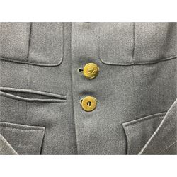 RAF pilot officer's tunic, bears Gieves label 'W.L. Dumble C/68/11406 L/6/51'