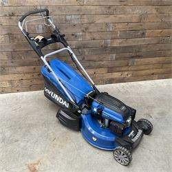 Hyundai HYM530SPER electric start petrol lawnmower