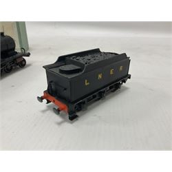 Millholme Models ‘00’ gauge - kit built GCR/LNER B5 Class 4-6-0 no.1686 steam locomotive and tender in LNER black; with original box 