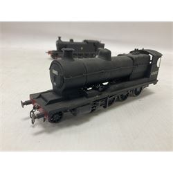 ‘00’ gauge - three kit built steam locomotives comprising Class O4 2-8-0 no.63692 finished in BR black; Class L1 2-6-4T no.67725 finished in BR black; Class T1 4-8-0T no.69922 in BR black (3) 