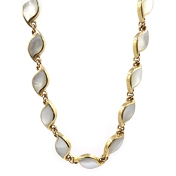  Gold mother of pearl necklace and matching bracelet, hallmarked 9ct  