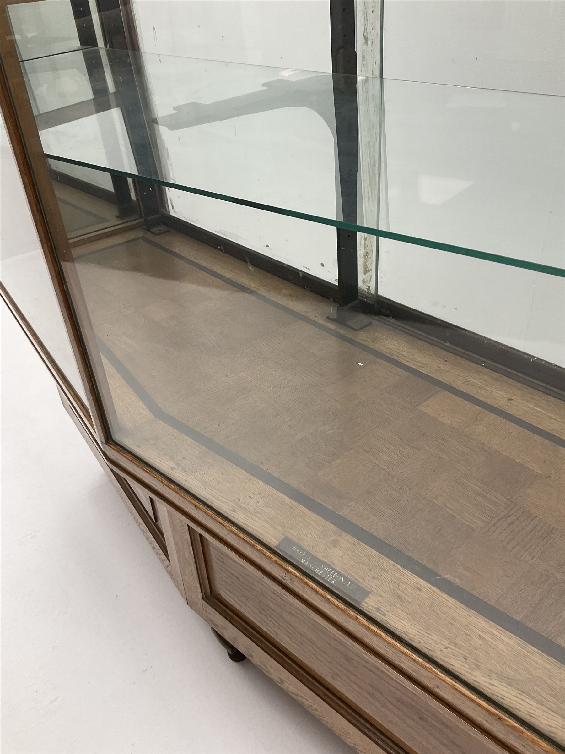 Harris & Sheldon Ltd of Manchester, Art Deco oak shop display