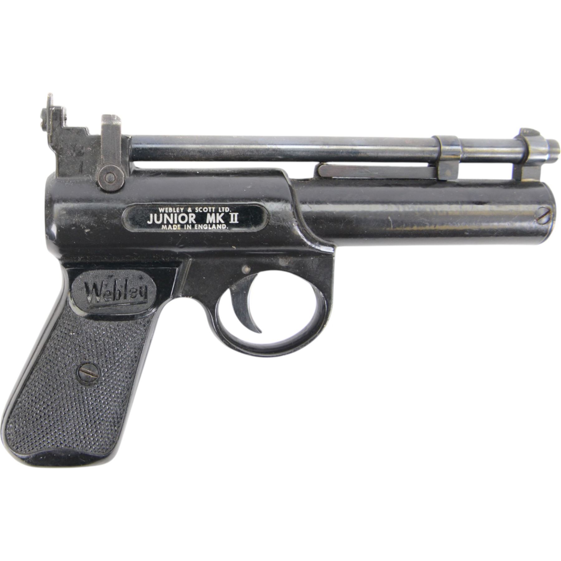 Webley Junior MK II .177 air pistol, the chamber marked 'Webley & Scott Ltd. Junior MK II Made in England' , with black checkered grip, H16cm, L28cm