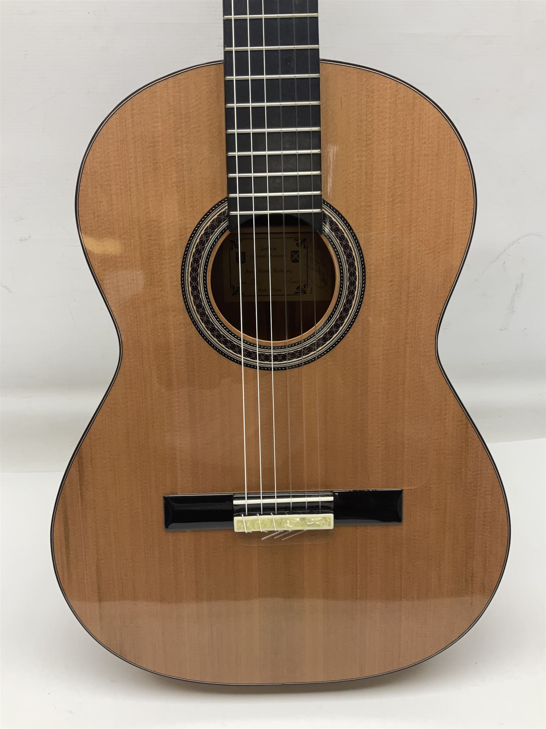 Juan Montes Rodriguez Spanish Flamenco acoustic guitar model R6; bears label dated 2020; in metallic finish fitted hard carrying case