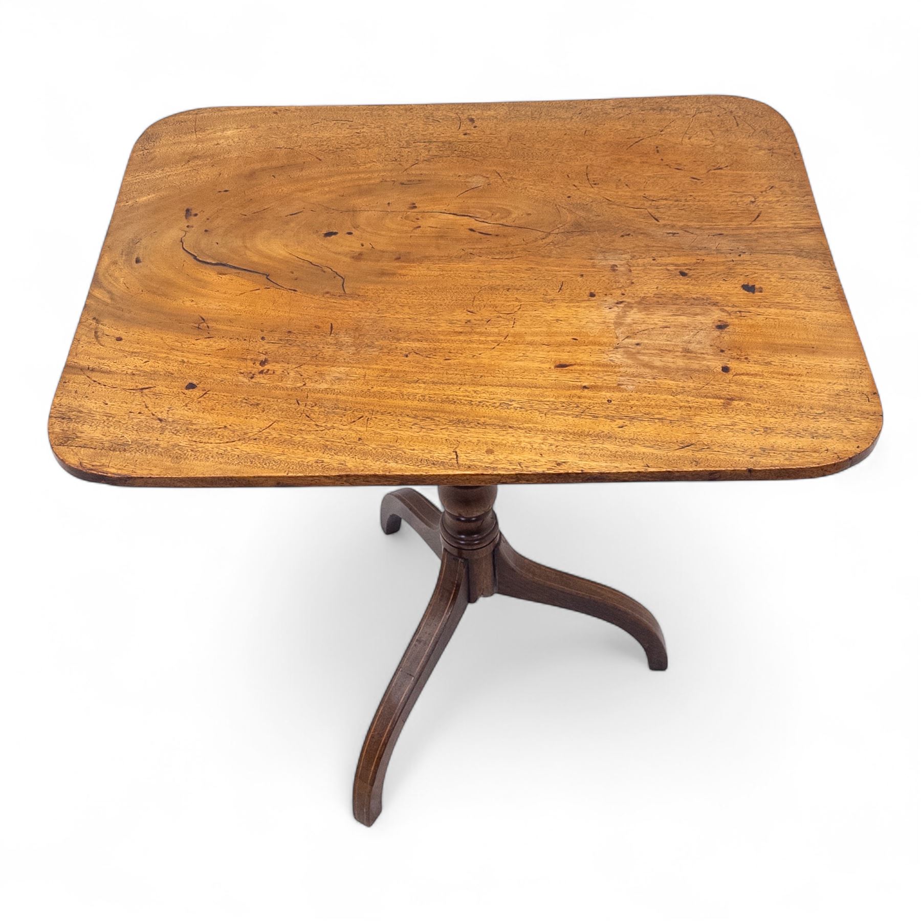 Early 19th-century mahogany tripod table, rectangular tilt-top with rounded corners, raised on a turned baluster column and tripod base with line inlaid down-swept legs 