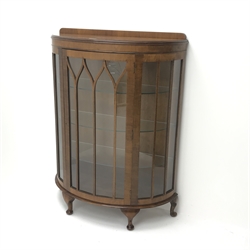  Early 20th century mahogany display case, raised back, single astragal glazed door enclosing three shelves, cabriole feet, W89cm, H119cm, D36cm  