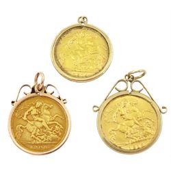 Three gold half sovereign coins dated 1906, 1914 and 1915, all loose mounted in 9ct gold pendants