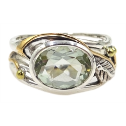Silver green amethyst ring with 14ct gold wire detail stamped 925