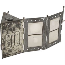 WWI French folding trench lamp, featuring four glass panels, the whole assembly can be made to fold flat, H18cm