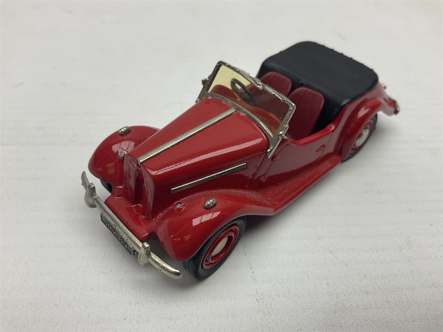 Eight Lansdowne Models 1:43 scale models - 1939 Bentley Embiricos, 1939 Lagonda V12 Long Saloon, 1961 Wolseley 6-110, 1971 Vauxhall PC Cresta De Luxe, 1958 Austin A105, 1955 Hillman Minx Convertible, 1954 Singer Roadster and 1936 Bentley 4 1/4 Ltr Park Ward DHC; all unboxed (8)