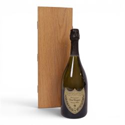 Dom Perignon 2004 vintage champagne, 12.5% 750ml in presentation box 