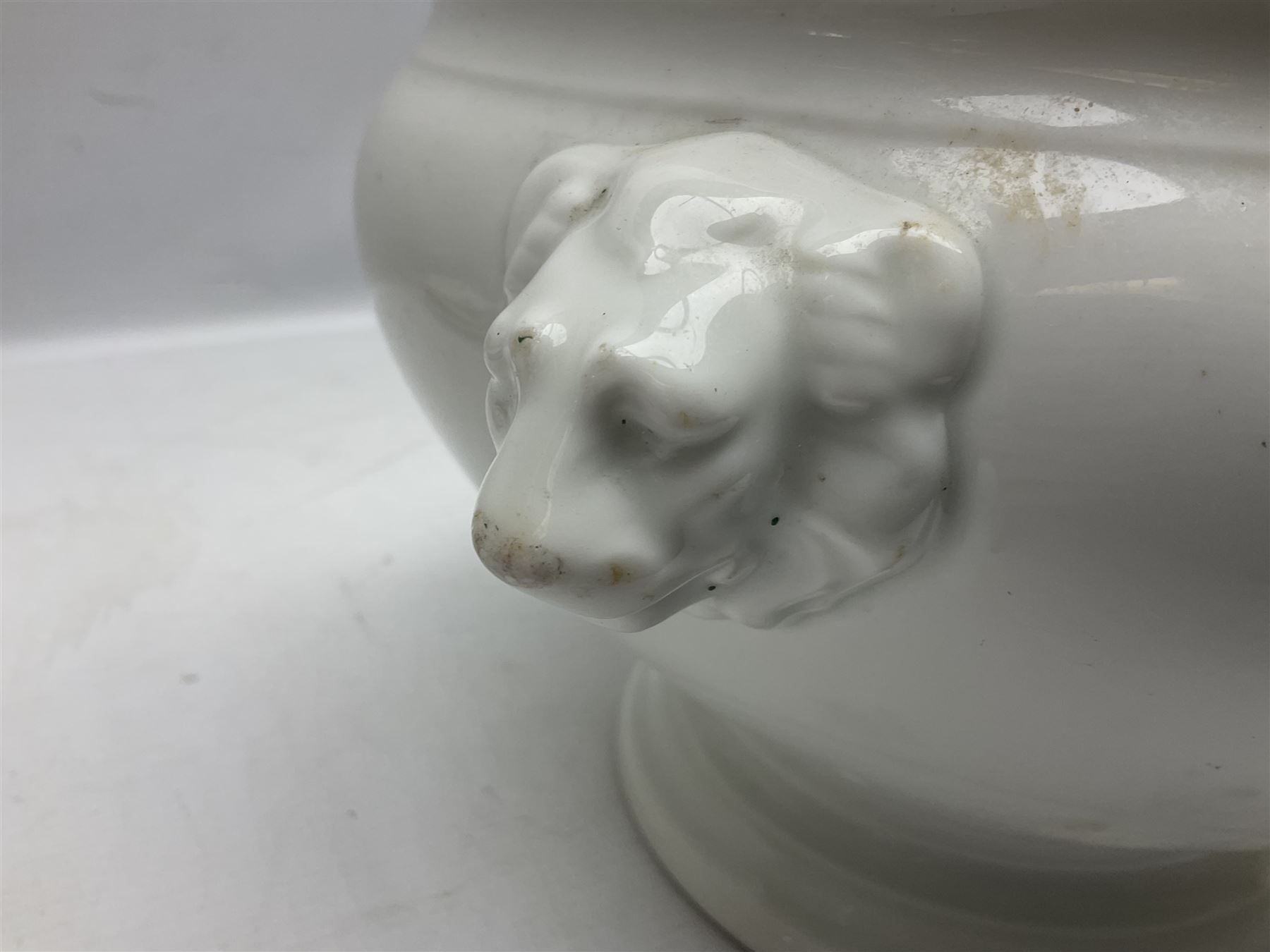 Thun WW2 German Luftwaffe officer's mess plain white glazed soup tureen with lion mask handles, marked with the Luftwaffe eagle beneath and dated 1939 L31cm; together with Waffen 'SS' white glazed twin handled soup bowl, marked beneath Bauscher Weiden 1942 (2)