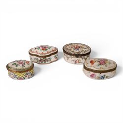 Four 19th century and later pill boxes, each decorated to the lid with floral sprigs, H3cm