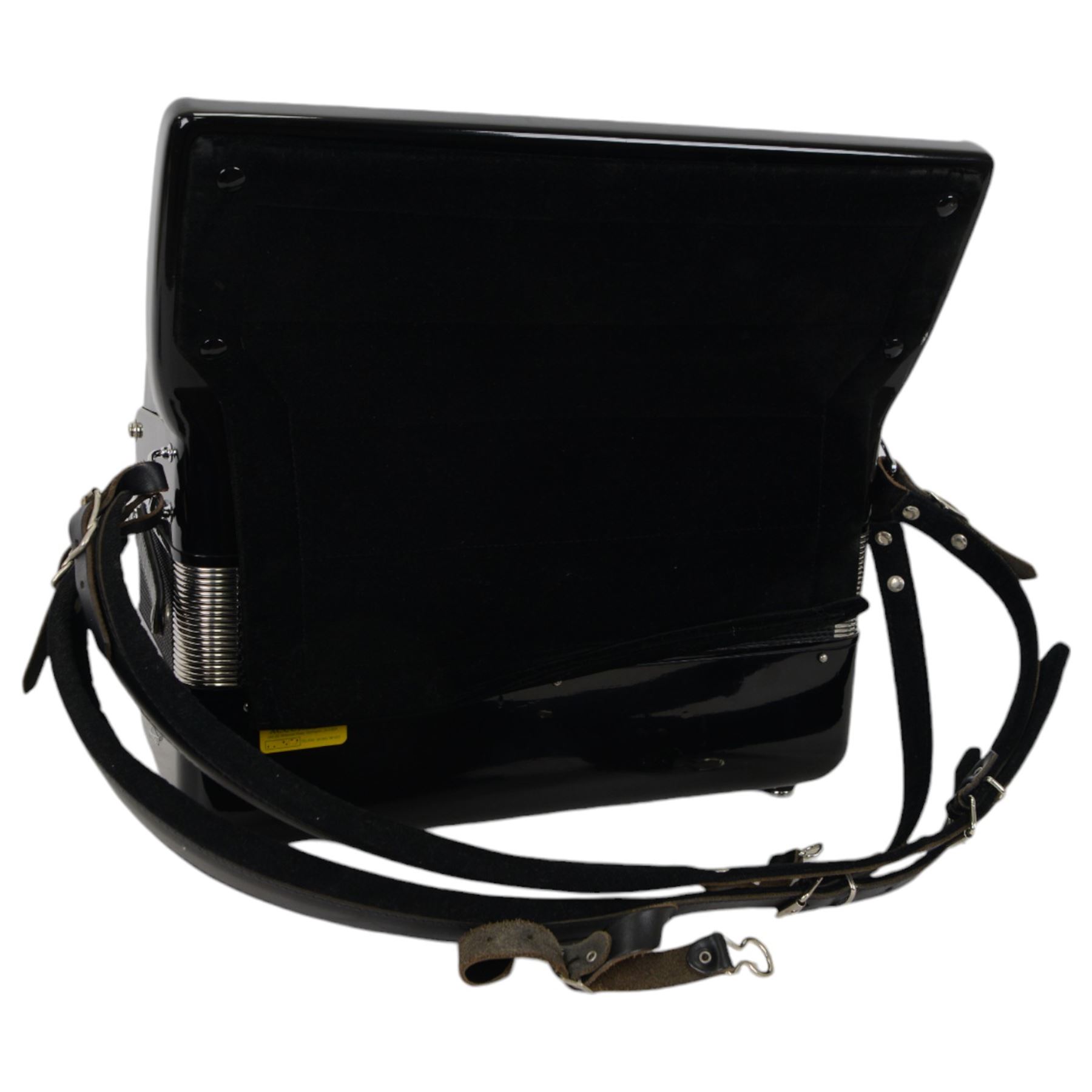  VIGNONI – Ravel IV -  Italian piano accordion with a three octave keyboard F-F compass and  96 bass buttons, four sets of treble reeds, five sets of bass reeds,  With a hard and padded travel case (on wheels).
