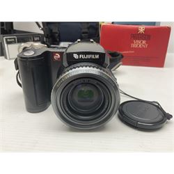 Collection of cameras, including Nikon F401 AF camera body, serial no 2111407, with Sigma Zoom Master 1:3.5-4.5 f=35-70mm lens, Fujifilm camera body etc 