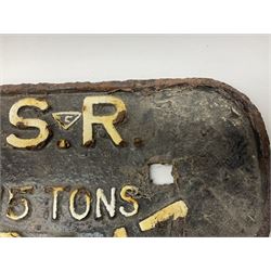 Three cast iron railway wagon plates of D shaped form to include Southern Railway, LMS and GWR, L27.5cm