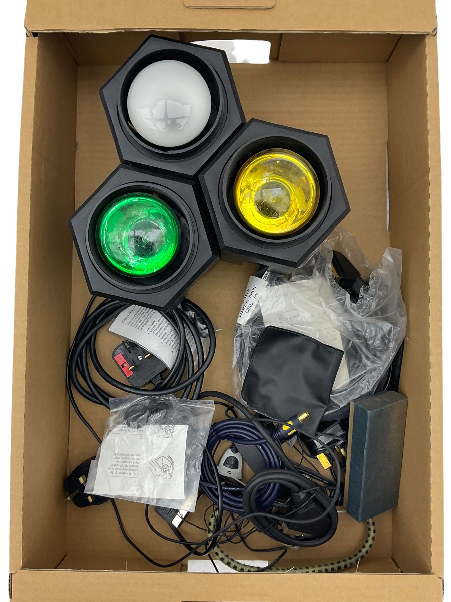 Stereomaster 1200D Amp, two D.A.S. subwoofer speakers, 200 watt speaker and lights