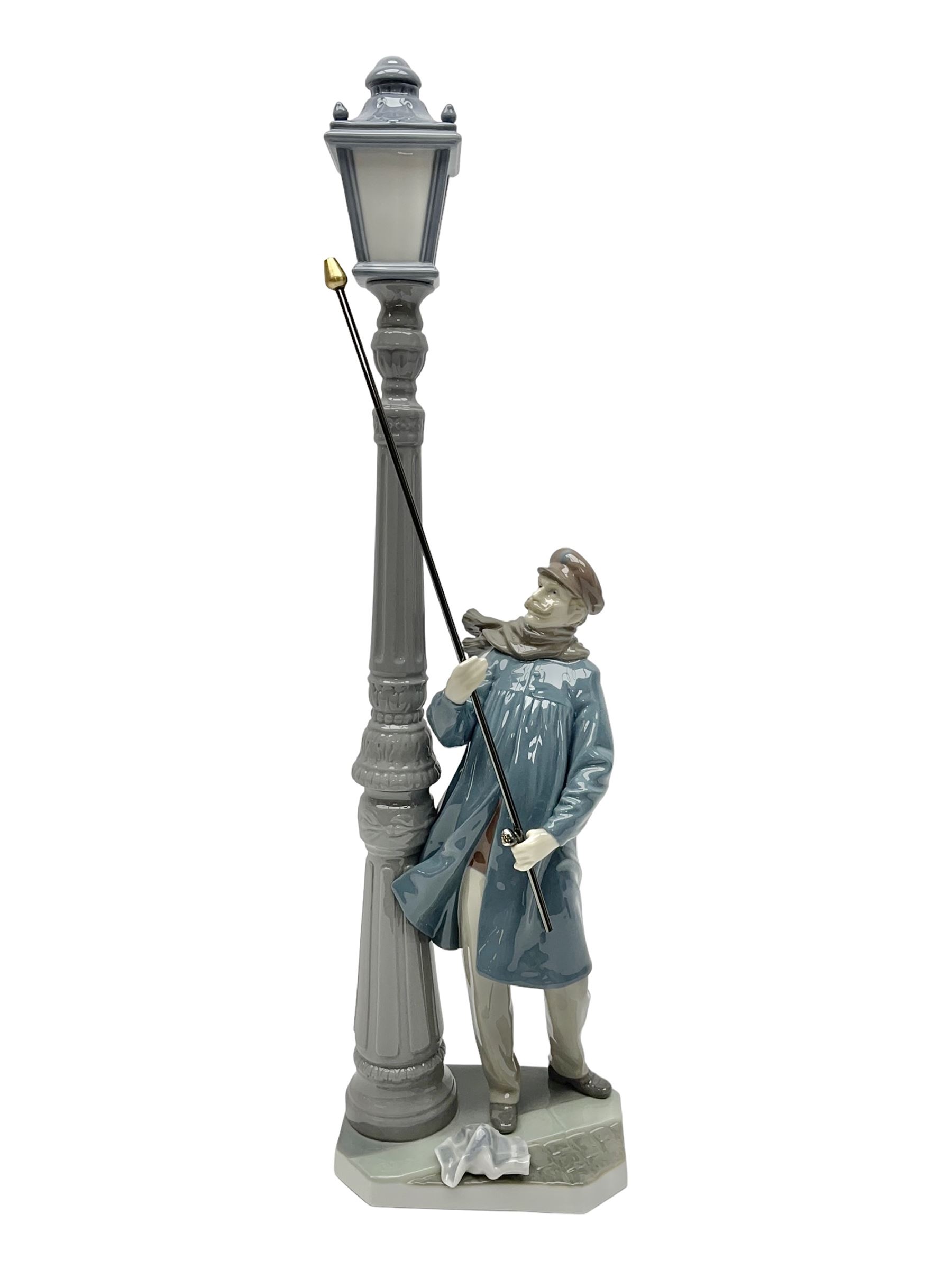 Lladro figure, The Lamp Lighter no 5205, with original box H47cm