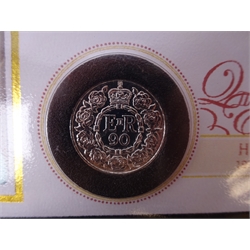  Five silver coin covers 2015 'Longest Reigning Monarch of our Royal Family' containing twenty pounds coin, 2016 '90th Birthday' containing twenty pounds coin, 2016 '90th Birthday' containing 1996 silver proof five pounds, 2019 'Queen Elizabeth II Birthday' containing two pounds fine silver coin and 2019 '50th Anniversary of the Moon Landing' containing Alderney five pounds, all housed in presentation folders  